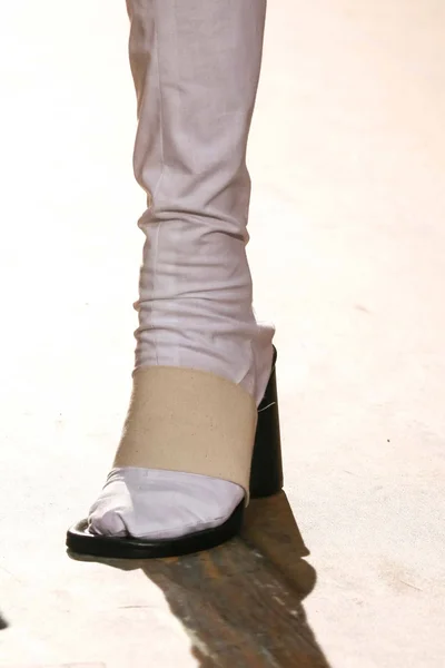 Look 7